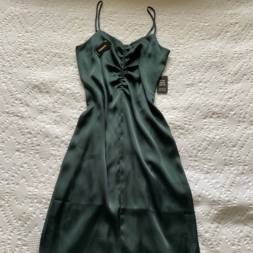 NEW Express Emerald Green Satiny Dress (NWT)